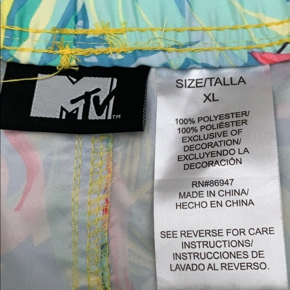 MTV Flamingo Print Blue Pink & Yellow Trunks XL - Picture 4 of 6